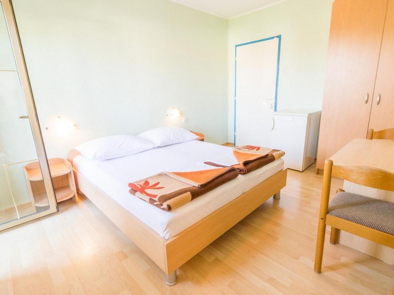 Apartment And Rooms Kristina باشْكا المظهر الخارجي الصورة
